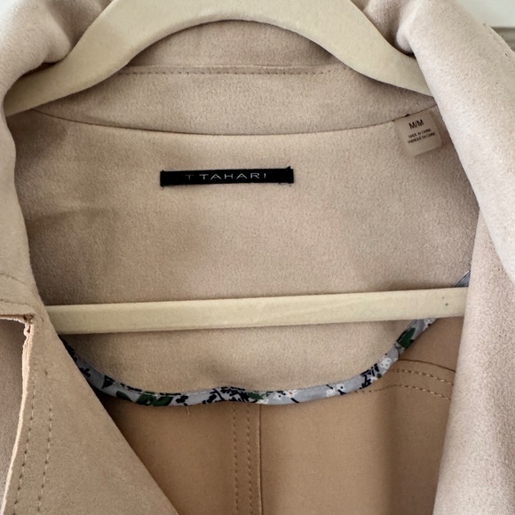 Tahari suede jacket - size medium - Picture 2 of 5